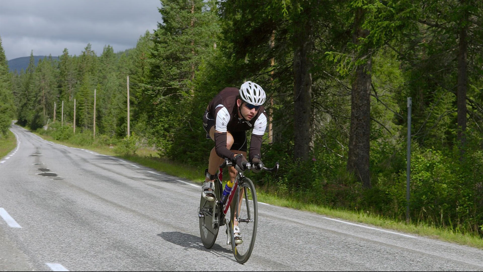 前NBA和WNBA传奇教练里奇·阿杜巴托去世,享年87岁